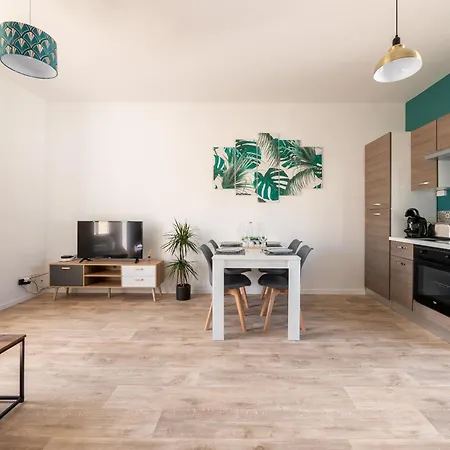 Apartment Aux Lilas - Hyper Centre - Wifi - 5 Personnes - Reve Au Mans